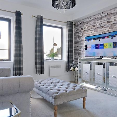 Luxury One Bed Apartment Carterton Exterior foto